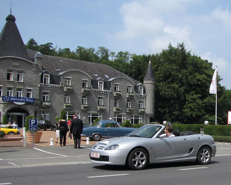 Lunch time in de Floreal in La Roche (22).JPG